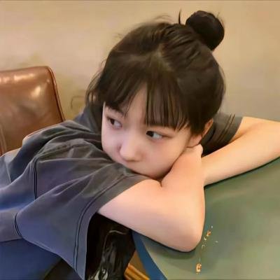黄阿丽：小眼镜蛇